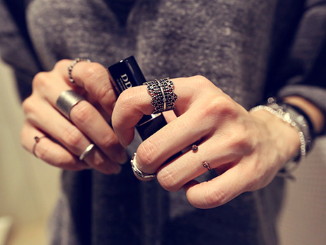 ���Ǿ�*Ring set